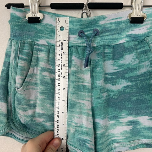 Athleta Girls Tie-dye Green White Shorts Size L (12) - Picture 2 of 7